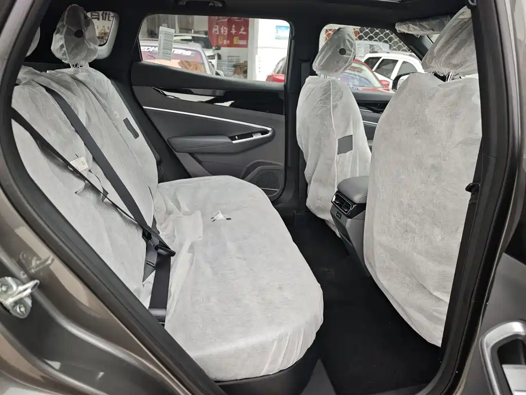 Geely Auto Emgrand 2026 1.5TD Joy 2026 - thumbnail 11
