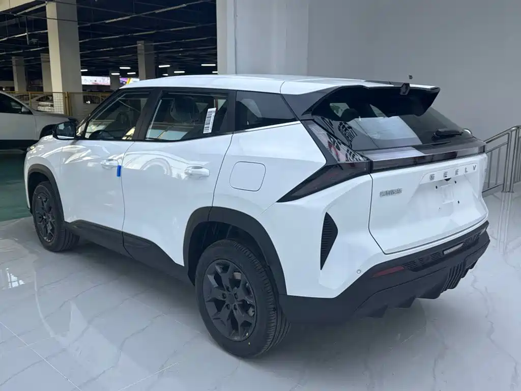 Geely Auto Emgrand 2026 1.5TD Dream 2026 - thumbnail 6