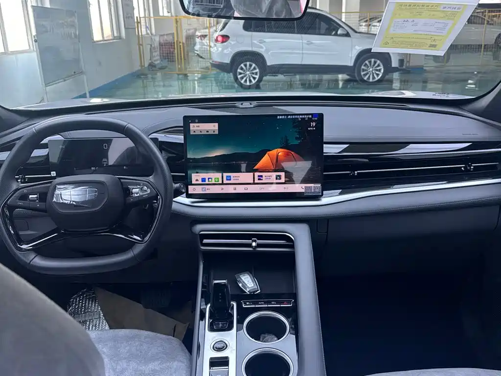 Geely Auto Emgrand 2026 1.5TD Joy 2026 - thumbnail 4