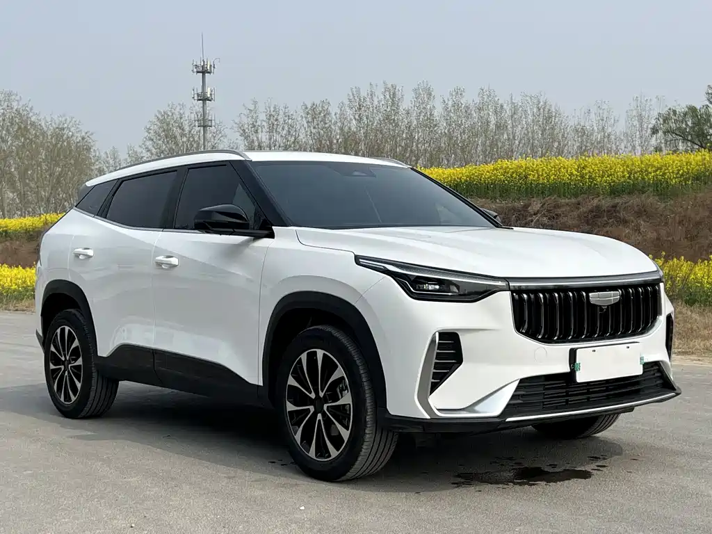 Geely Auto Emgrand 2026 1.5TD Premium 2025 - thumbnail 3