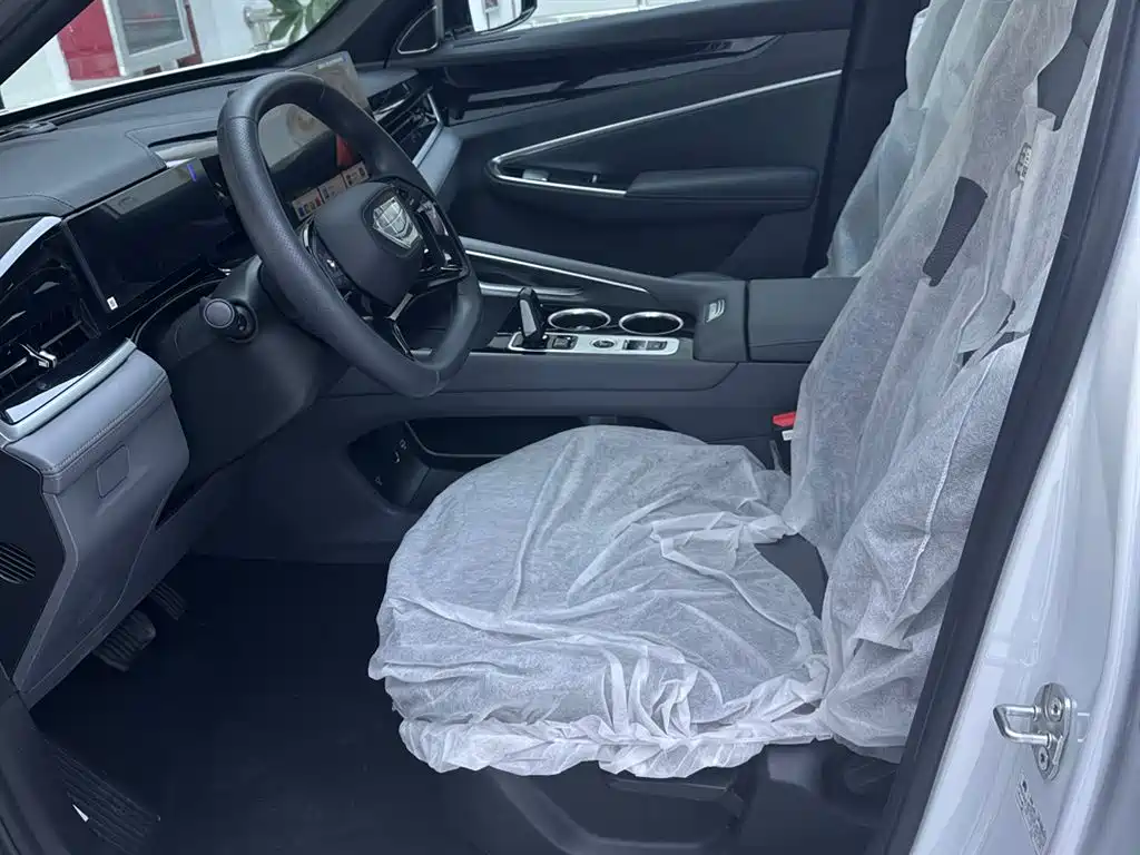 Geely Auto Emgrand 2026 1.5TD Dream 2026 - thumbnail 17