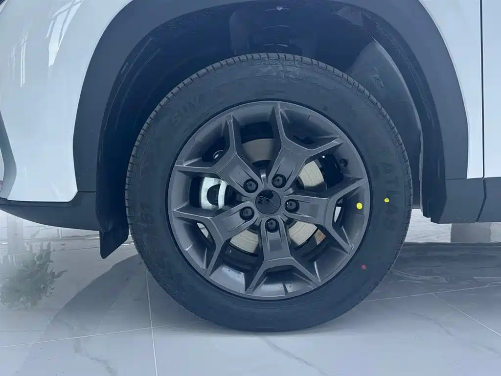 Geely Auto Emgrand 2026 1.5TD Joy 2026 - thumbnail 10