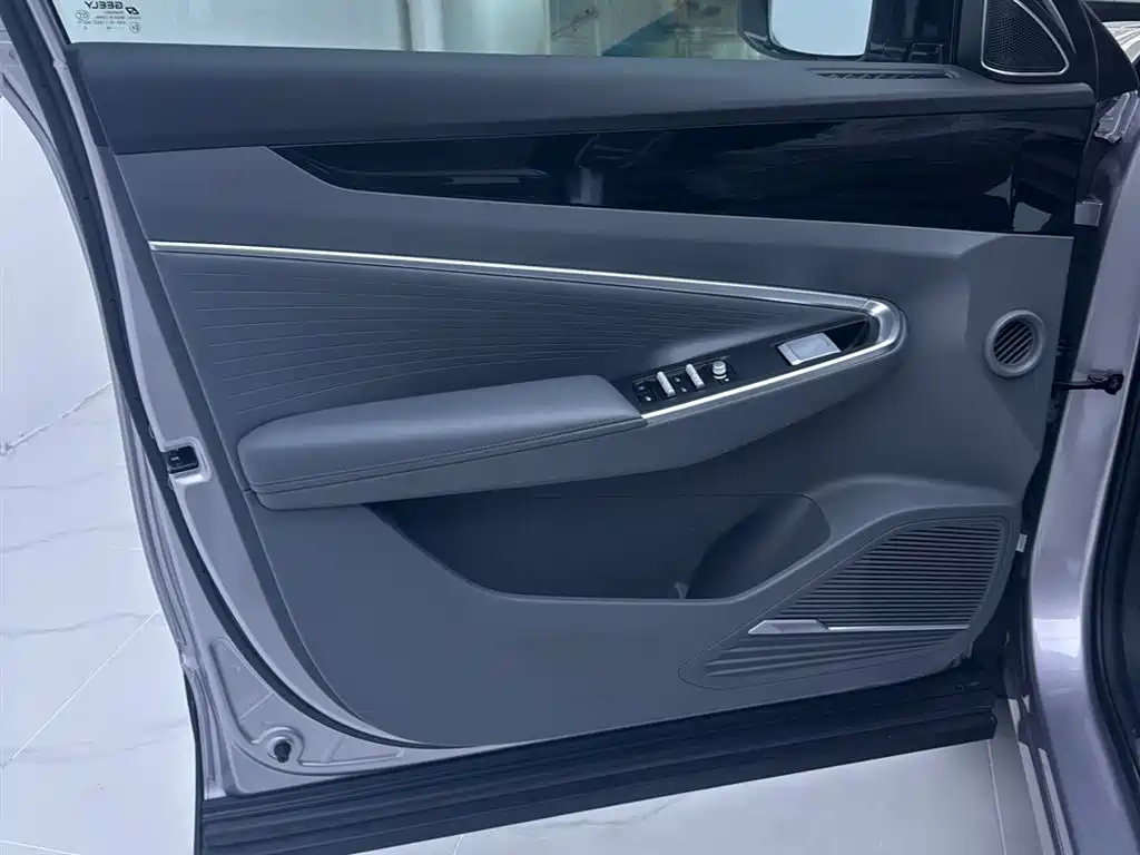 Geely Auto Emgrand 2026 1.5TD Joy 2026 - thumbnail 7