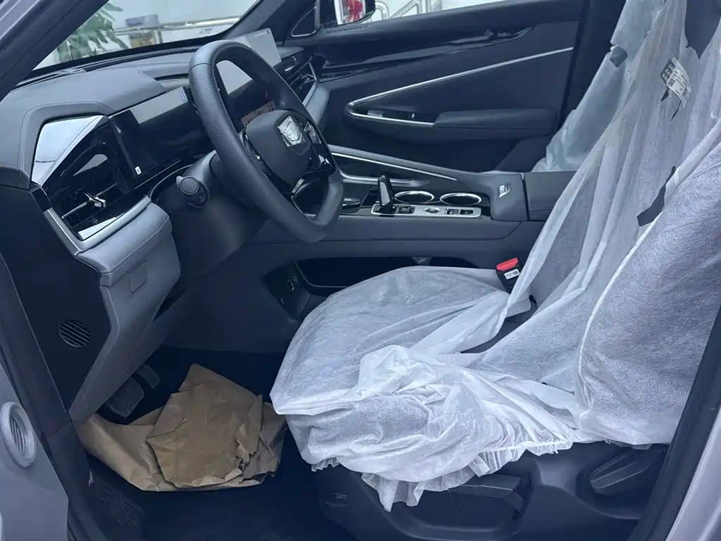 Geely Auto Emgrand 2026 1.5TD Joy 2026 - thumbnail 8