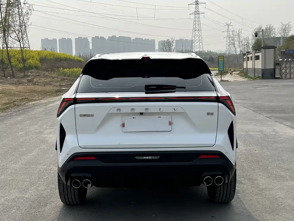 Geely Auto Emgrand 2026 1.5TD Premium 2025 - thumbnail 6