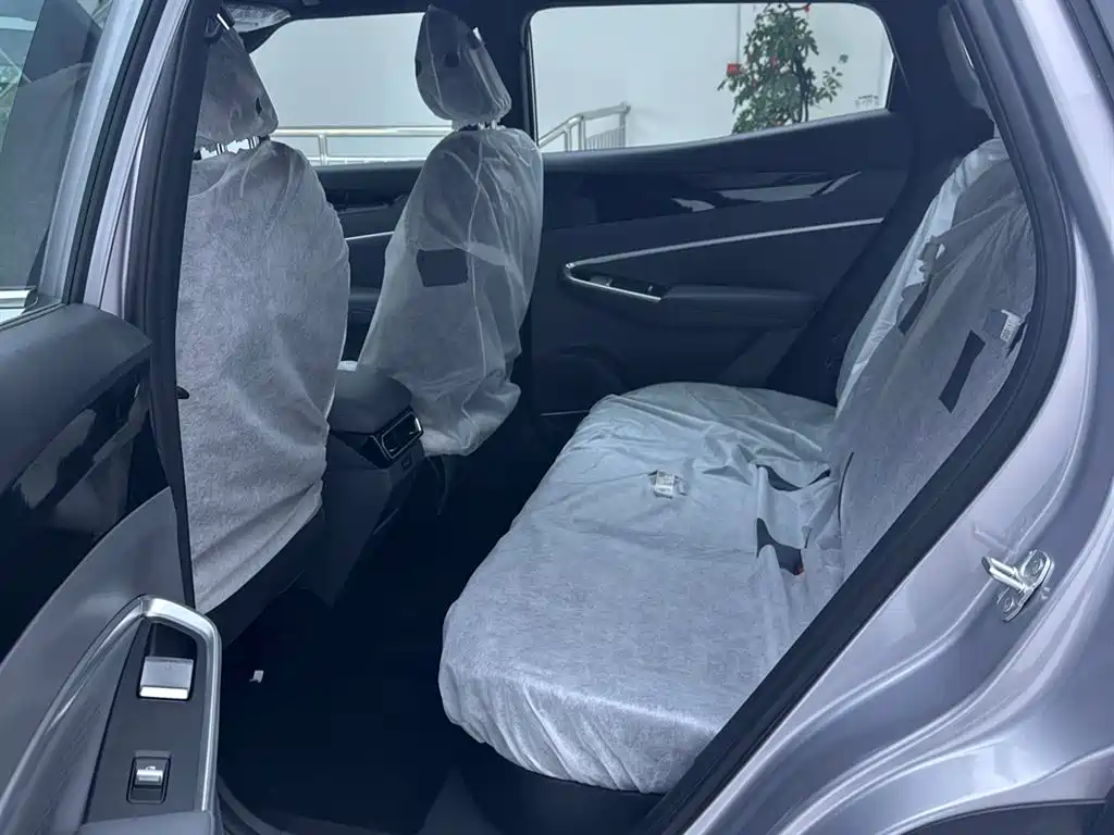 Geely Auto Emgrand 2026 1.5TD Joy 2026 - thumbnail 10