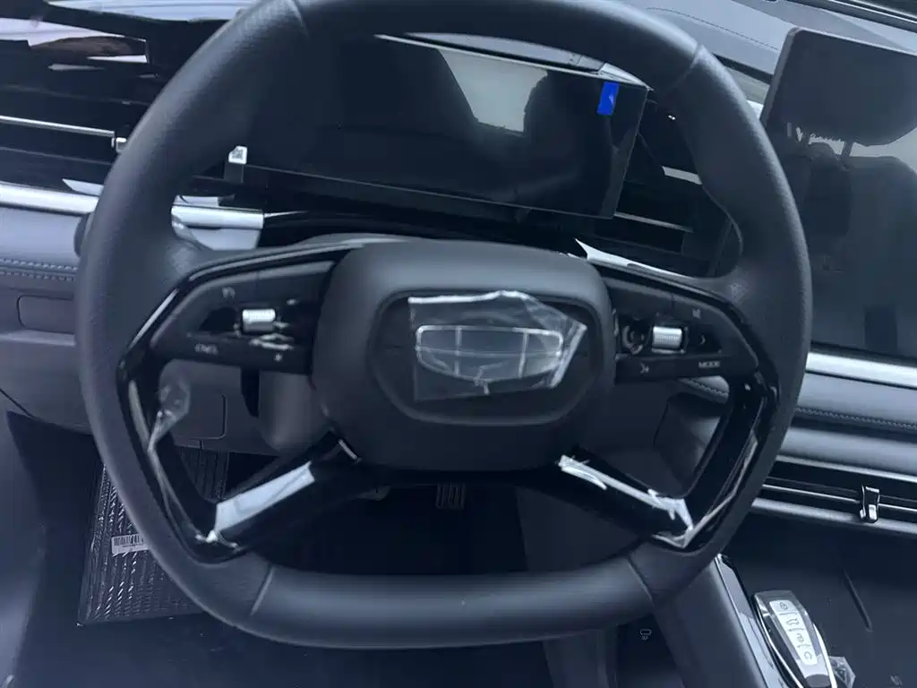 Geely Auto Emgrand 2026 1.5TD Joy 2026 - thumbnail 14
