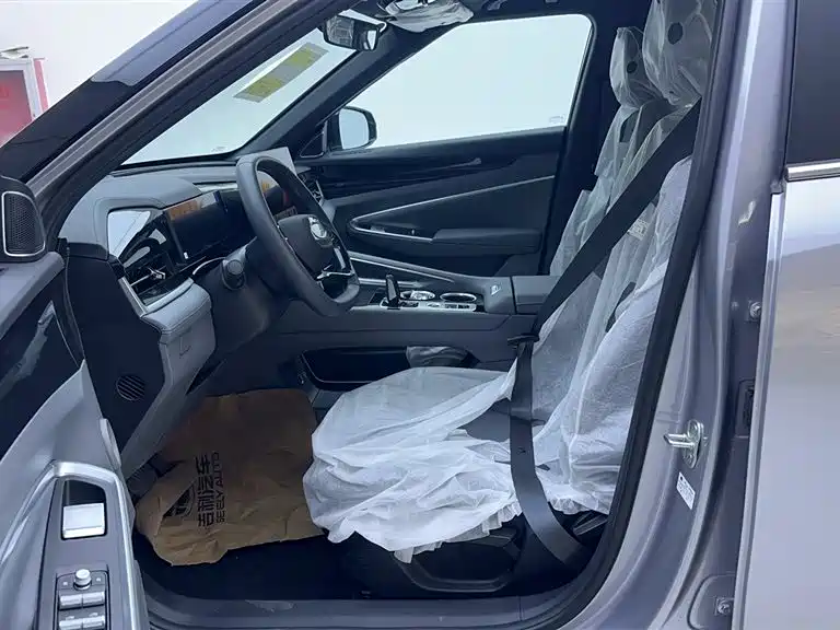 Geely Auto Emgrand 2026 1.5TD Joy 2026 - thumbnail 11