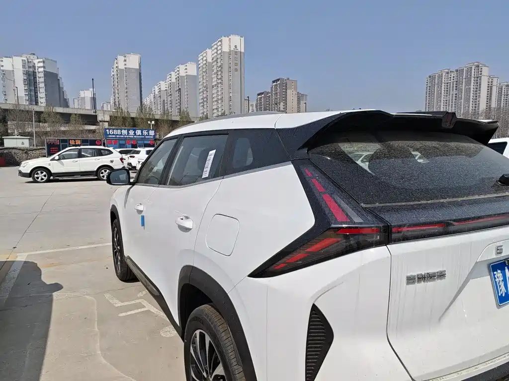 Geely Auto Emgrand 2026 1.5TD Dream 2026 - thumbnail 13