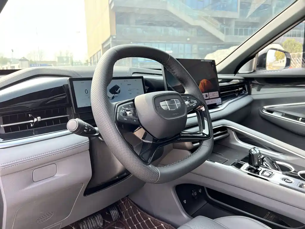 Geely Auto Emgrand 2026 1.5TD Premium 2025 - thumbnail 11