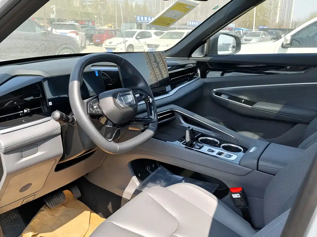 Geely Auto Emgrand 2026 1.5TD Dream 2026 - thumbnail 15