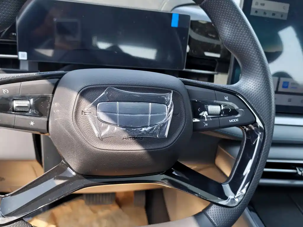 Geely Auto Emgrand 2026 1.5TD Dream 2026 - thumbnail 19