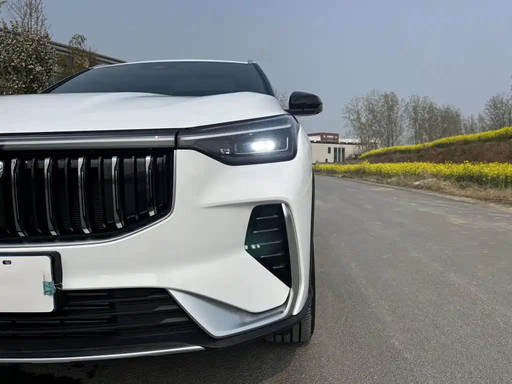 Geely Auto Emgrand 2026 1.5TD Premium 2025 - thumbnail 19