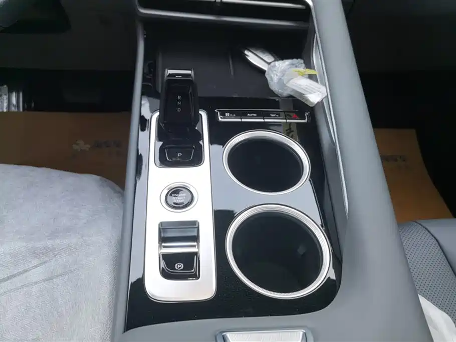 Geely Auto Emgrand 2026 1.5TD Dream 2026 - thumbnail 16