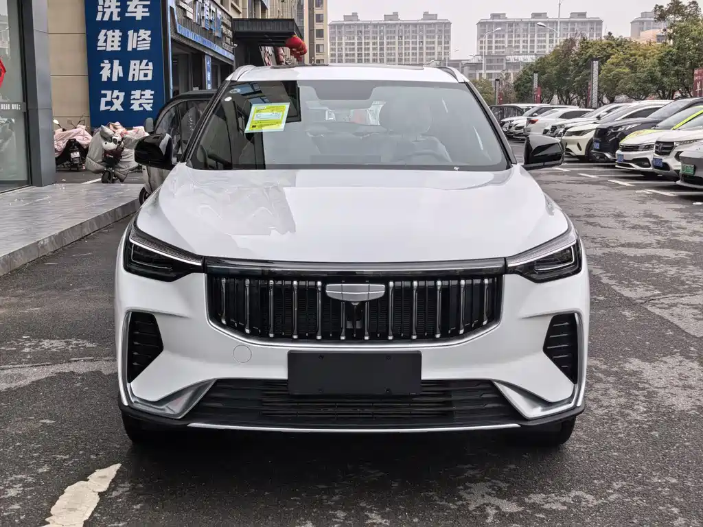 Geely Auto Emgrand 2026 1.5TD Dream 2026 - thumbnail 2
