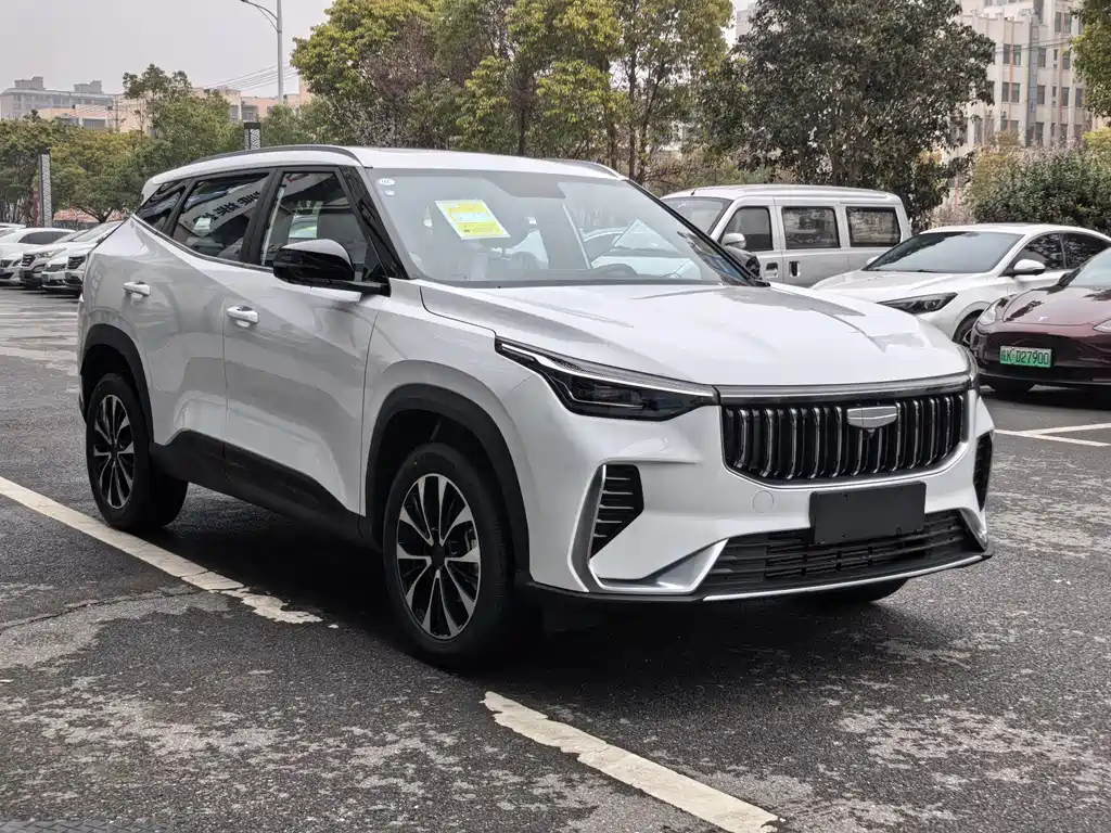 Geely Auto Emgrand 2026 1.5TD Dream 2026 - thumbnail 3