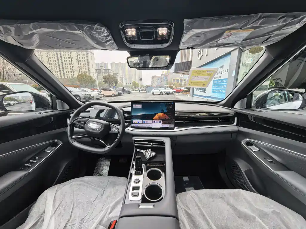 Geely Auto Emgrand 2026 1.5TD Dream 2026 - thumbnail 4