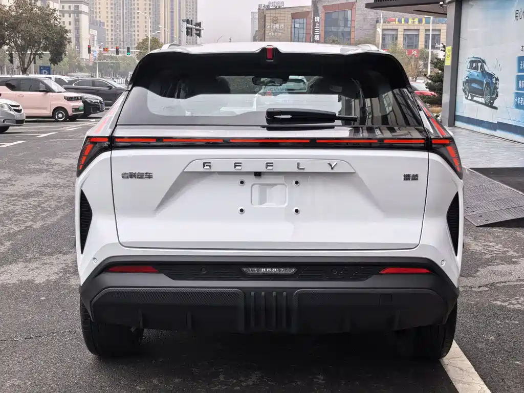 Geely Auto Emgrand 2026 1.5TD Dream 2026 - thumbnail 8