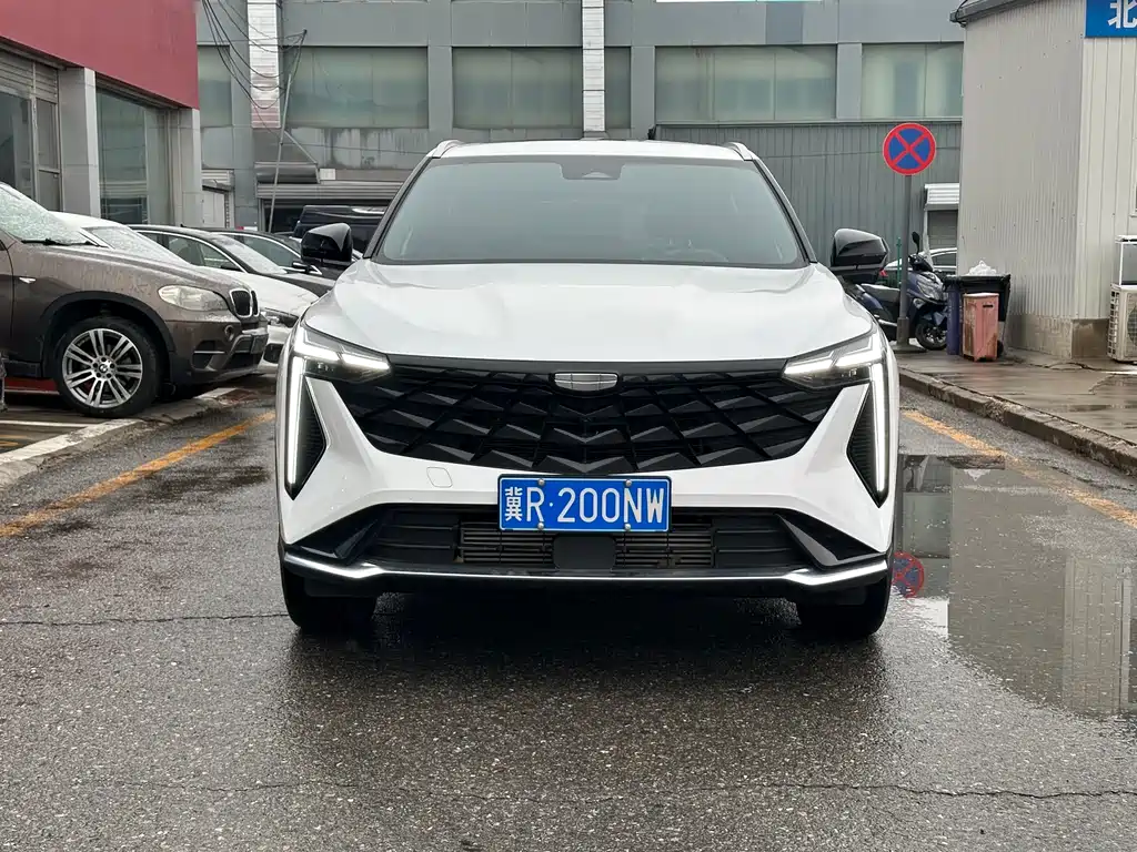 Geely Auto Emgrand 2024 1.5TD SmartLink+ 2024 - thumbnail 2