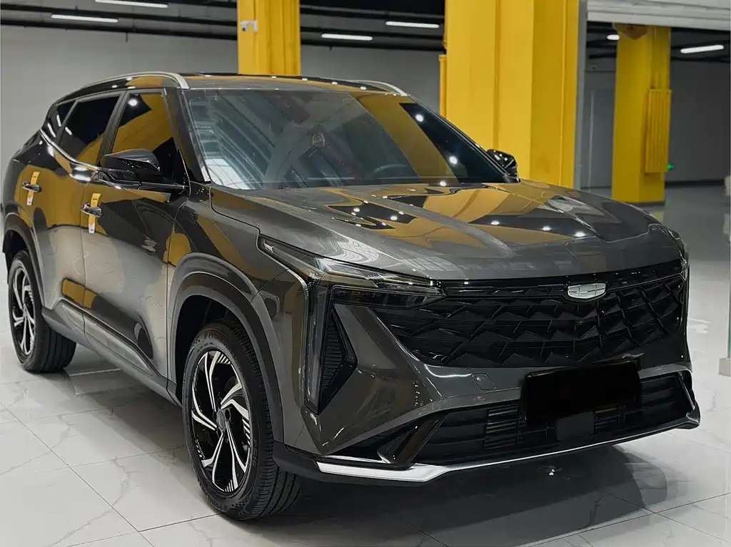 Geely Auto Emgrand 2024 1.5TD Dragon Edition 2025 - thumbnail 2