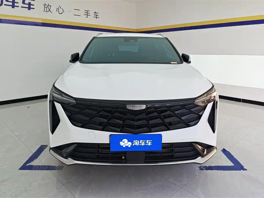 Geely Auto Emgrand 2024 1.5TD SmartLink+ 2025 - thumbnail 2