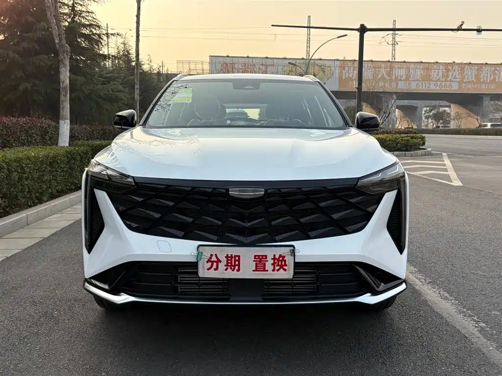 Geely Auto Emgrand 2024 1.5TD SmartLink+ 2026 - thumbnail 2