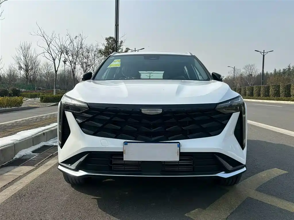 Geely Auto Emgrand 2024 1.5TD SmartLink+ 2026 - thumbnail 2