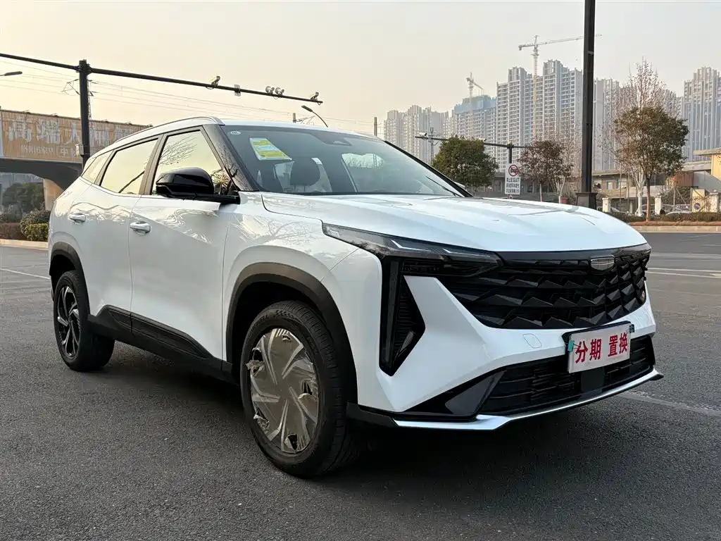 Geely Auto Emgrand 2024 1.5TD SmartLink+ 2026 - thumbnail 3