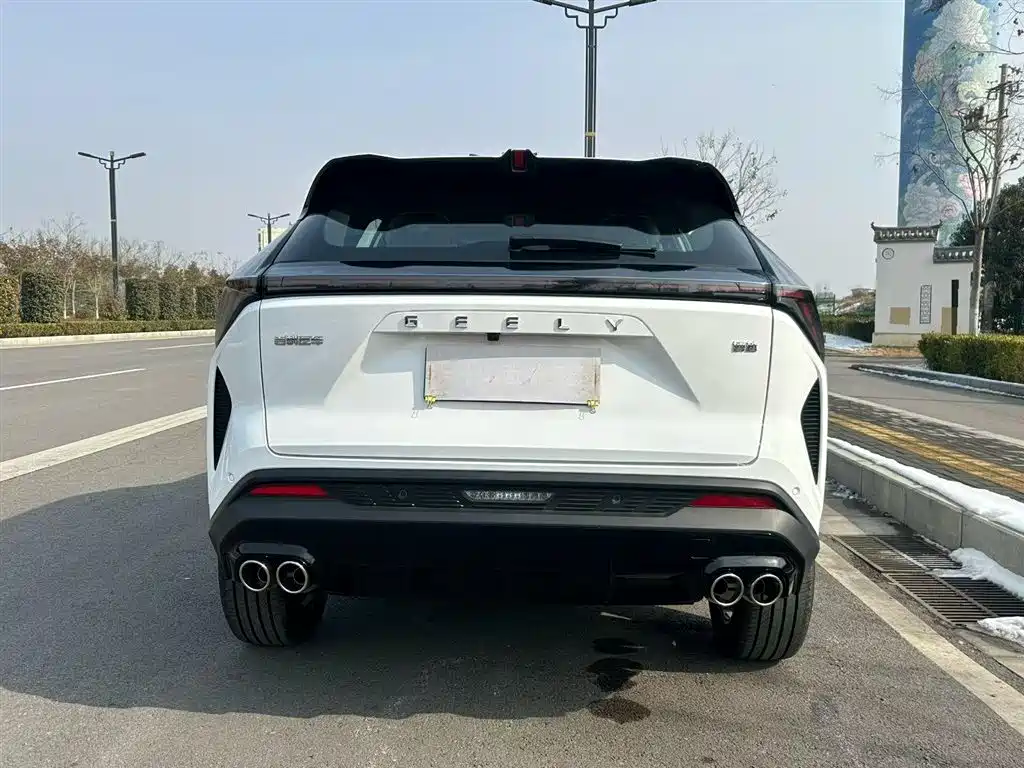 Geely Auto Emgrand 2024 1.5TD SmartLink+ 2026 - thumbnail 8
