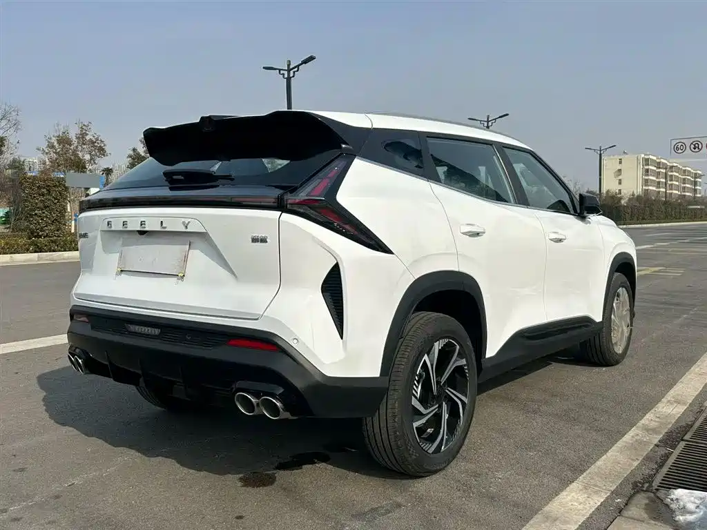 Geely Auto Emgrand 2024 1.5TD SmartLink+ 2026 - thumbnail 9