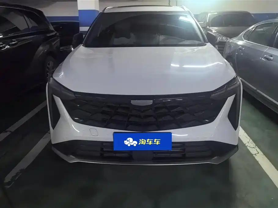Geely Auto Emgrand 2024 1.5TD Dragon Edition 2024 - thumbnail 2