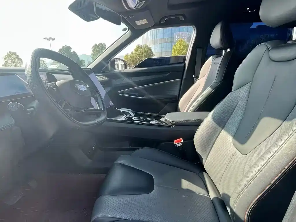 Geely Auto Boyue 2024 1.5TD Smart Edition 2024 - thumbnail 4