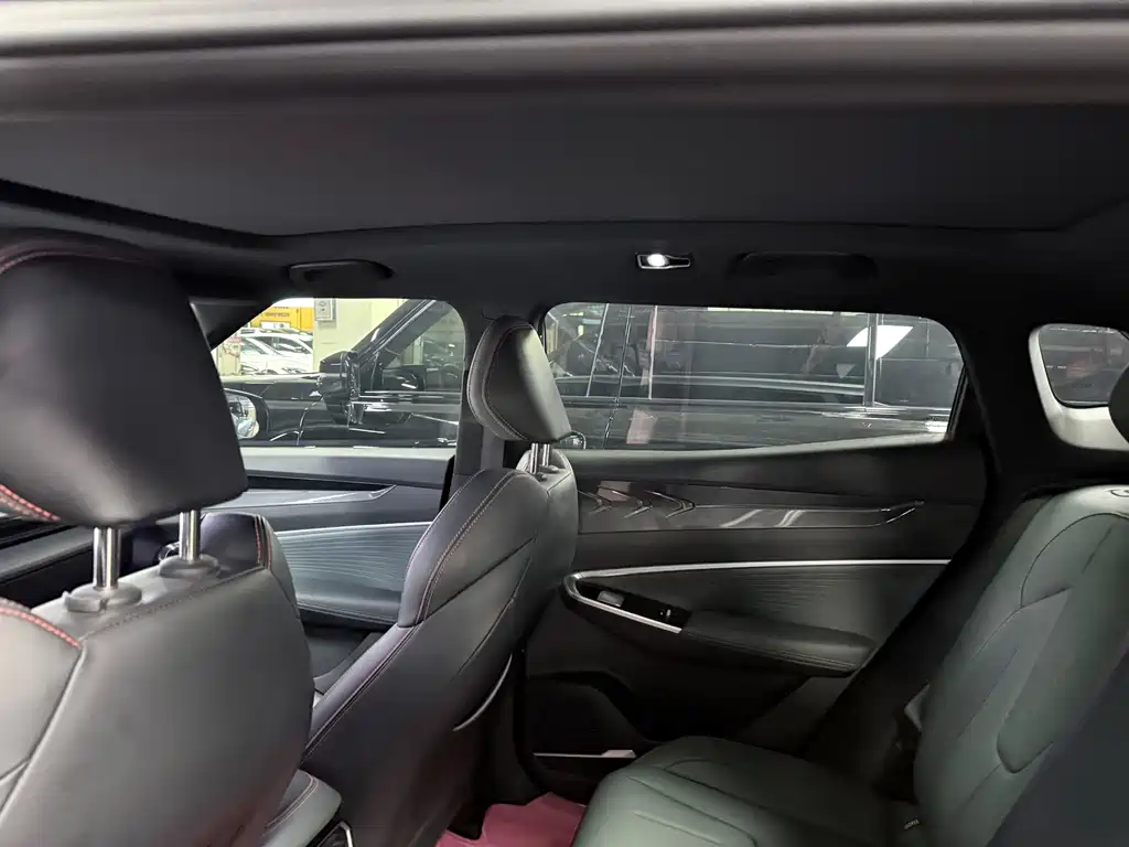Geely Auto Emgrand 2024 1.5TD Smart Elite 2024 - thumbnail 12