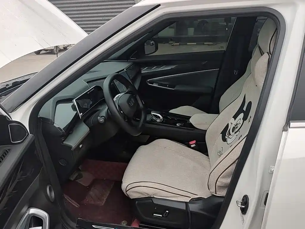 Geely Auto Emgrand 2024 1.5TD Dragon Edition 2025 - thumbnail 7