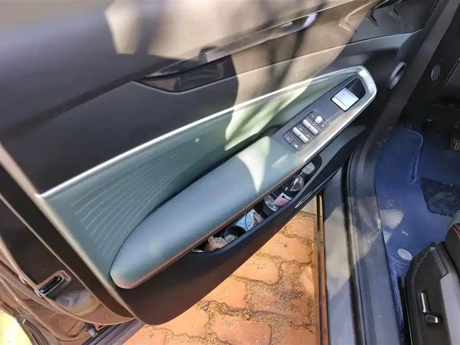 Geely Auto Emgrand 2024 1.5TD SmartLink+ 2024 - thumbnail 7