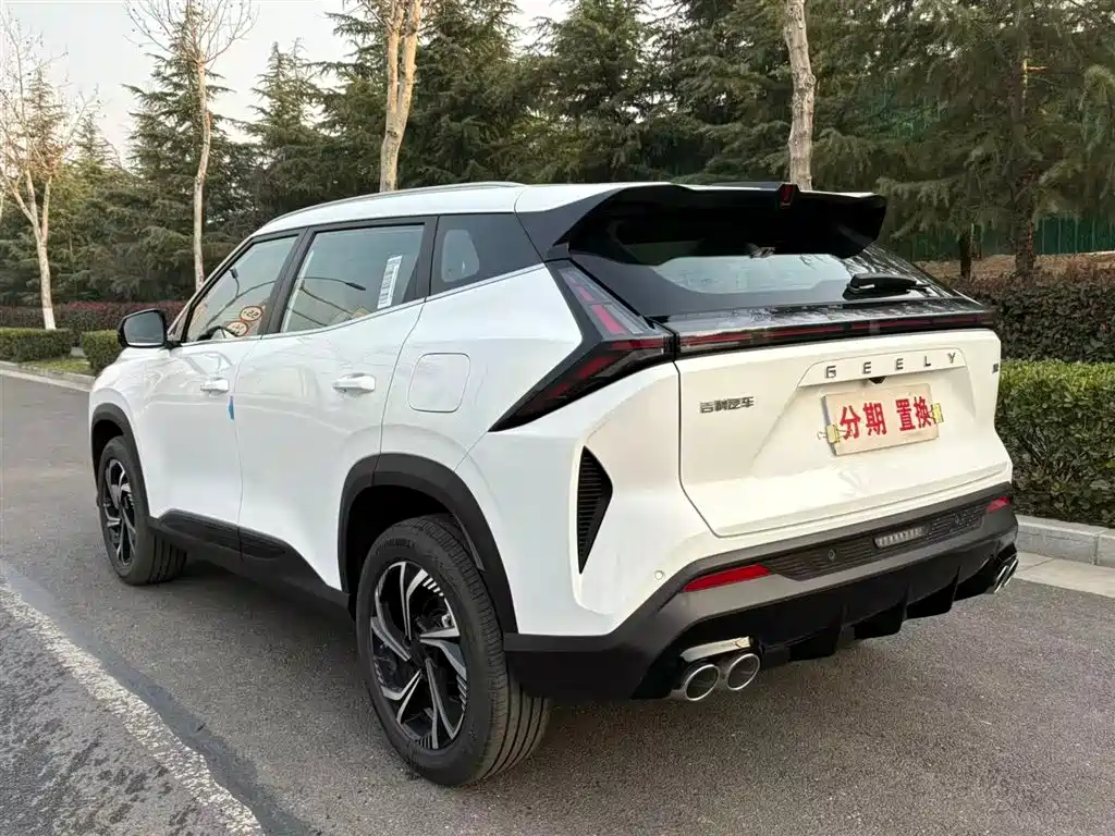 Geely Auto Emgrand 2024 1.5TD SmartLink+ 2026 - thumbnail 16