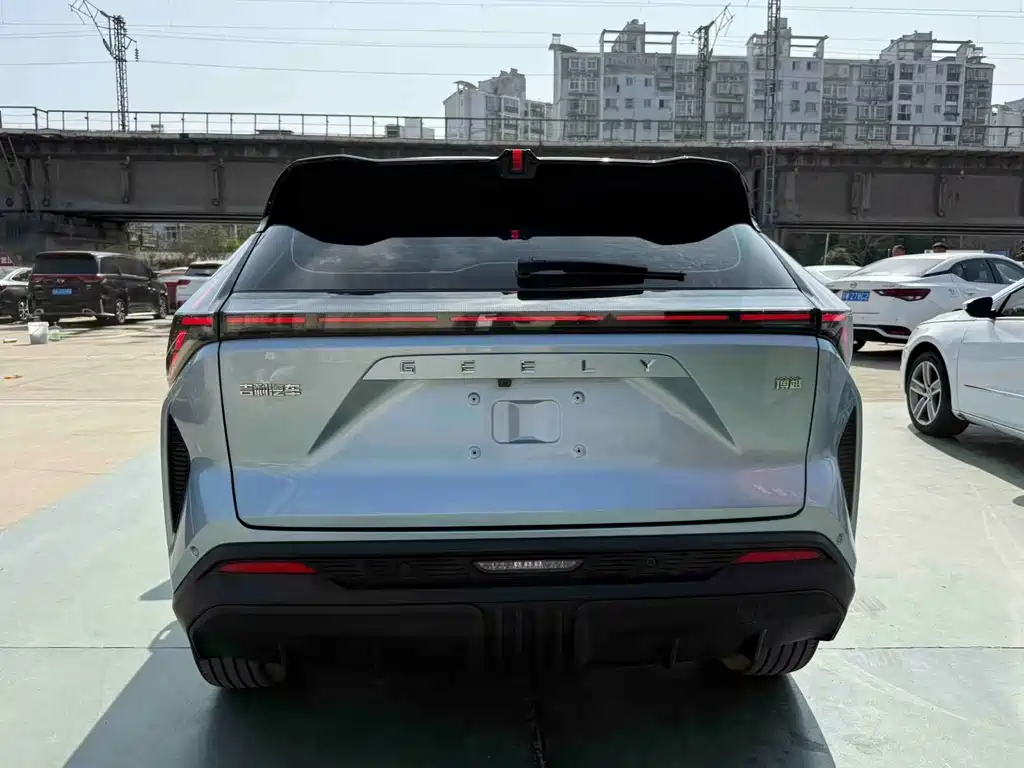 Geely Auto Emgrand 2024 1.5TD Dragon Edition 2024 - thumbnail 15