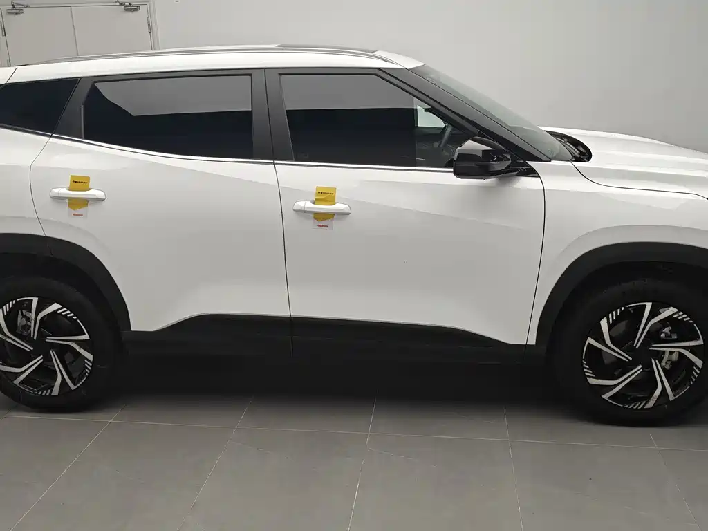 Geely Auto Boyue 2023 Boyue COOL 1.5TD Friend Edition 2024 - thumbnail 4