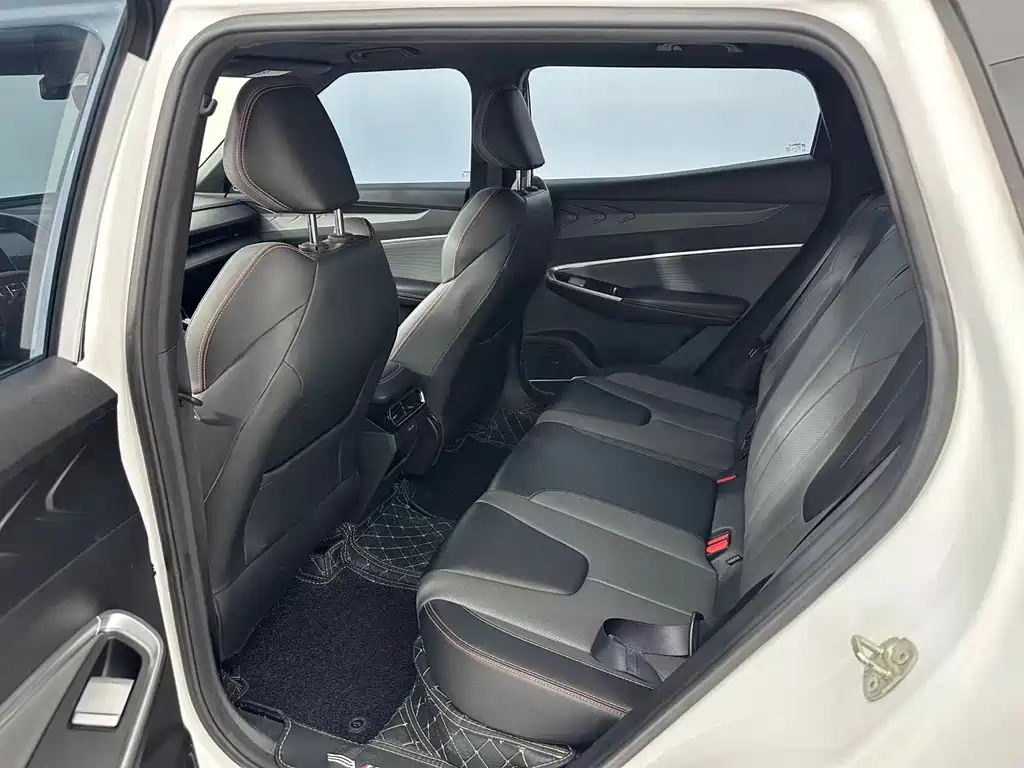 Geely Auto Boyue 2023 Boyue COOL 1.5TD Friend Edition 2024 - thumbnail 5
