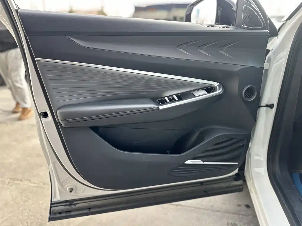 Geely Auto Boyue 2023 Boyue COOL 1.5TD Intelligent+ 2023 - thumbnail 5