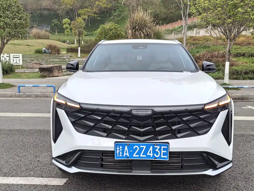 Geely Auto Emgrand 2023 Emgrand COOL 1.5TD Smart Edition 2023 - thumbnail 2