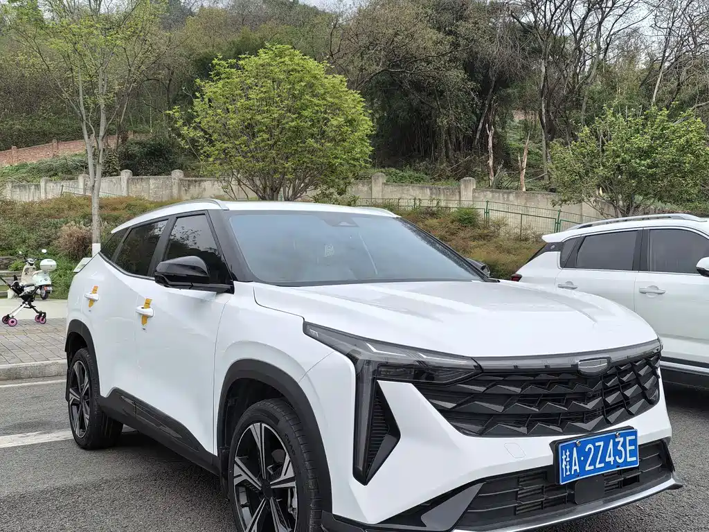 Geely Auto Emgrand 2023 Emgrand COOL 1.5TD Smart Edition 2023 - thumbnail 3