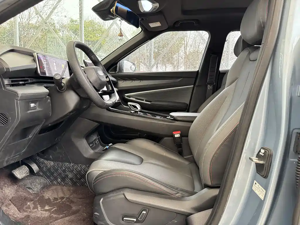 Geely Auto Boyue COOL 1.5TD Smart Edition 2023 2023 - thumbnail 4