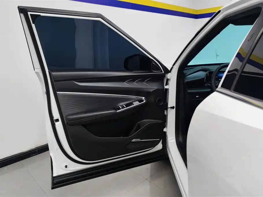 Geely Auto Boyue 2023 Boyue COOL 1.5TD Smart Edition 2023 - thumbnail 6