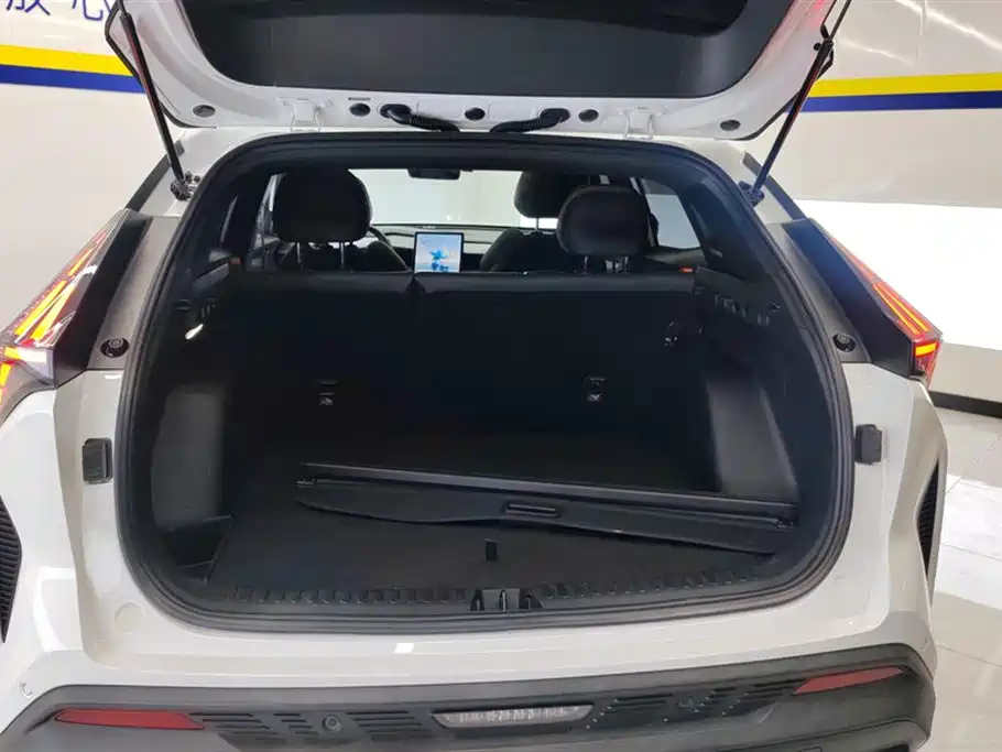 Geely Auto Boyue 2023 Boyue COOL 1.5TD Intelligent Connect Edition 2023 - thumbnail 4