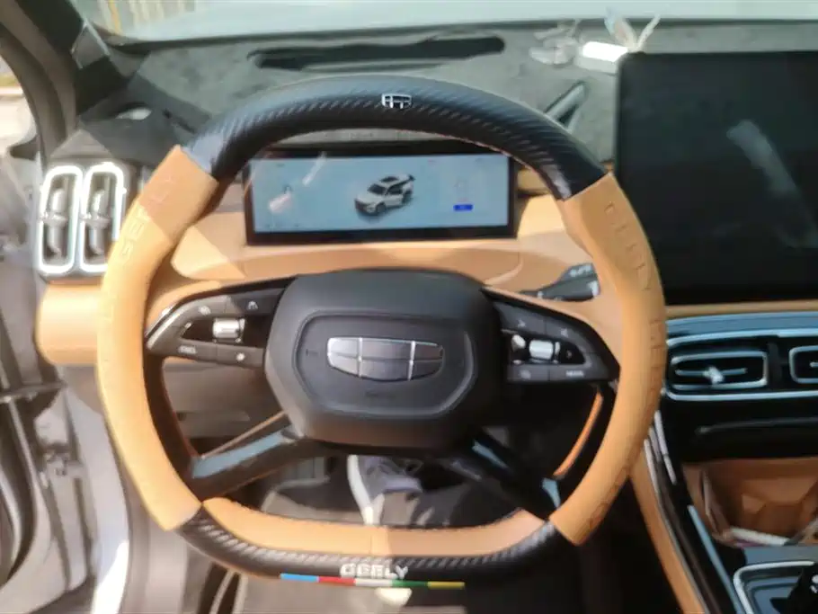 Geely Auto Emgrand L 2025 4th Gen 1.5TD DCT Premium 2025 - thumbnail 14
