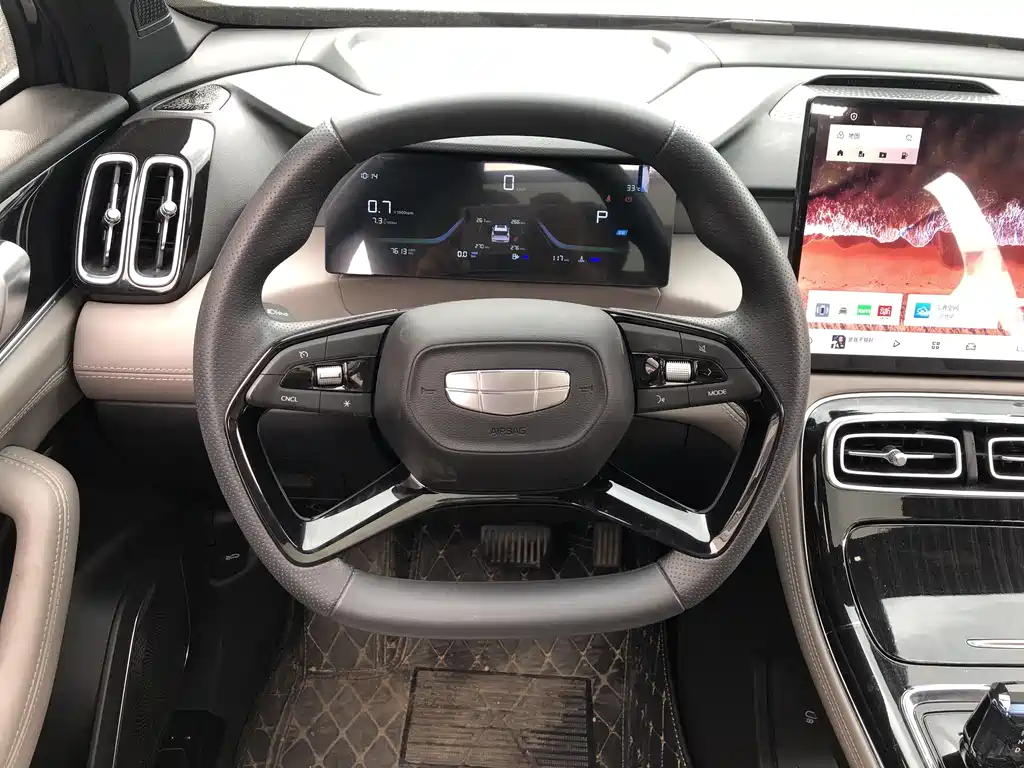 Geely Auto Emgrand L 2025 4th Gen 1.5TD DCT Launch Edition 2025 - thumbnail 4