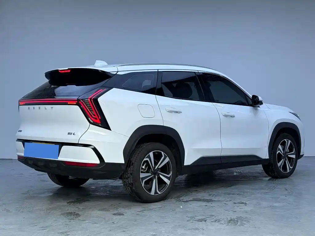 Geely Auto Emgrand L 2025 4th Gen 1.5TD DCT Shanhe 2025 - thumbnail 4