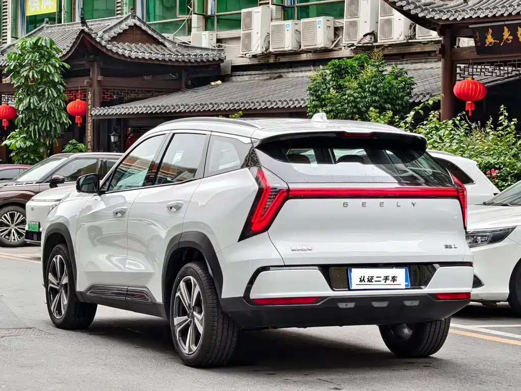 Geely Auto Emgrand L 2025 4th Gen 1.5TD DCT Shanhe 2025 - thumbnail 3