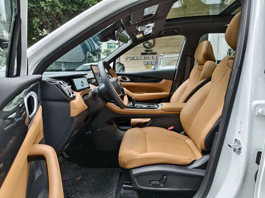 Geely Auto Emgrand L 2025 4th Gen 1.5TD DCT Shanhe 2025 - thumbnail 8